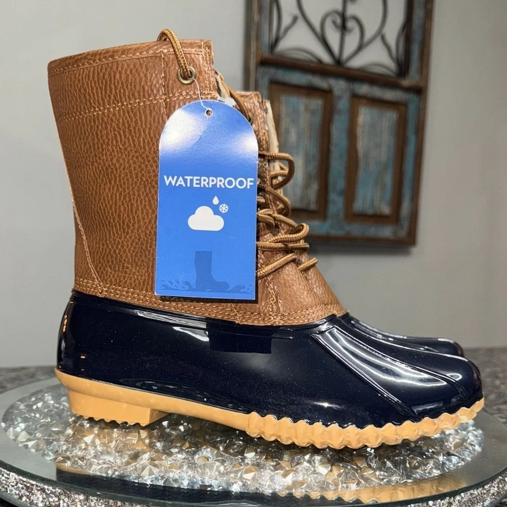 JBU Women's Brown and Navy rain duck Boots NWT 6.5 / 7